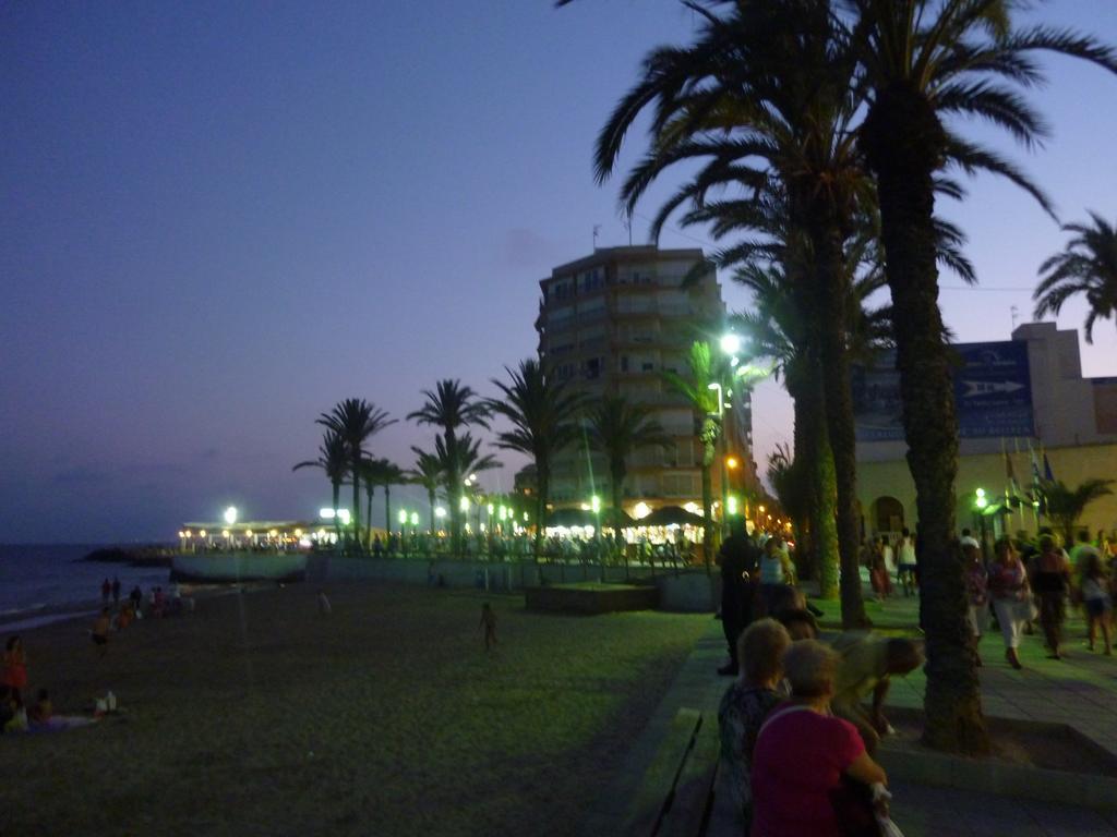 The Cozy Apartment Torrevieja Oda fotoğraf